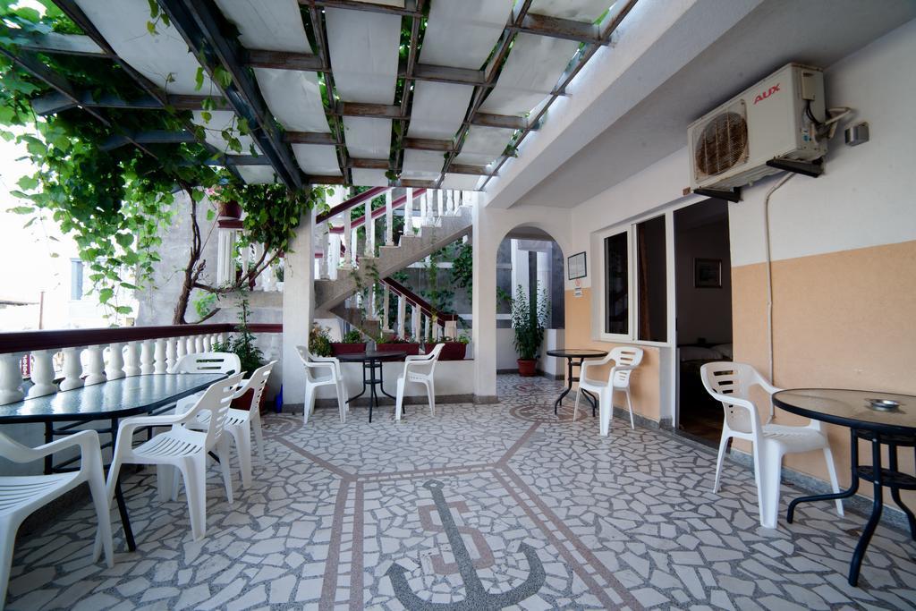 Guesthouse Sidro Ulcinj Exterior foto
