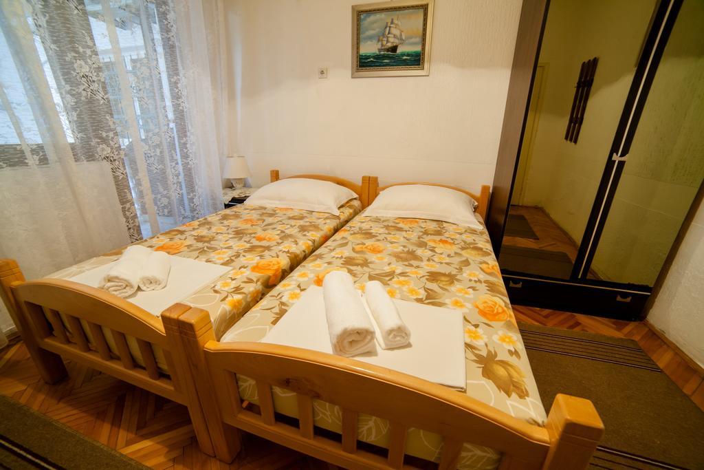 Guesthouse Sidro Ulcinj Exterior foto